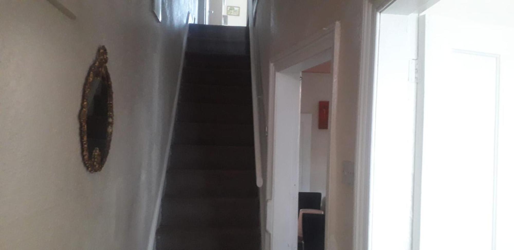 Bright Home Guest House Salford (Greater Manchester) Exterior foto