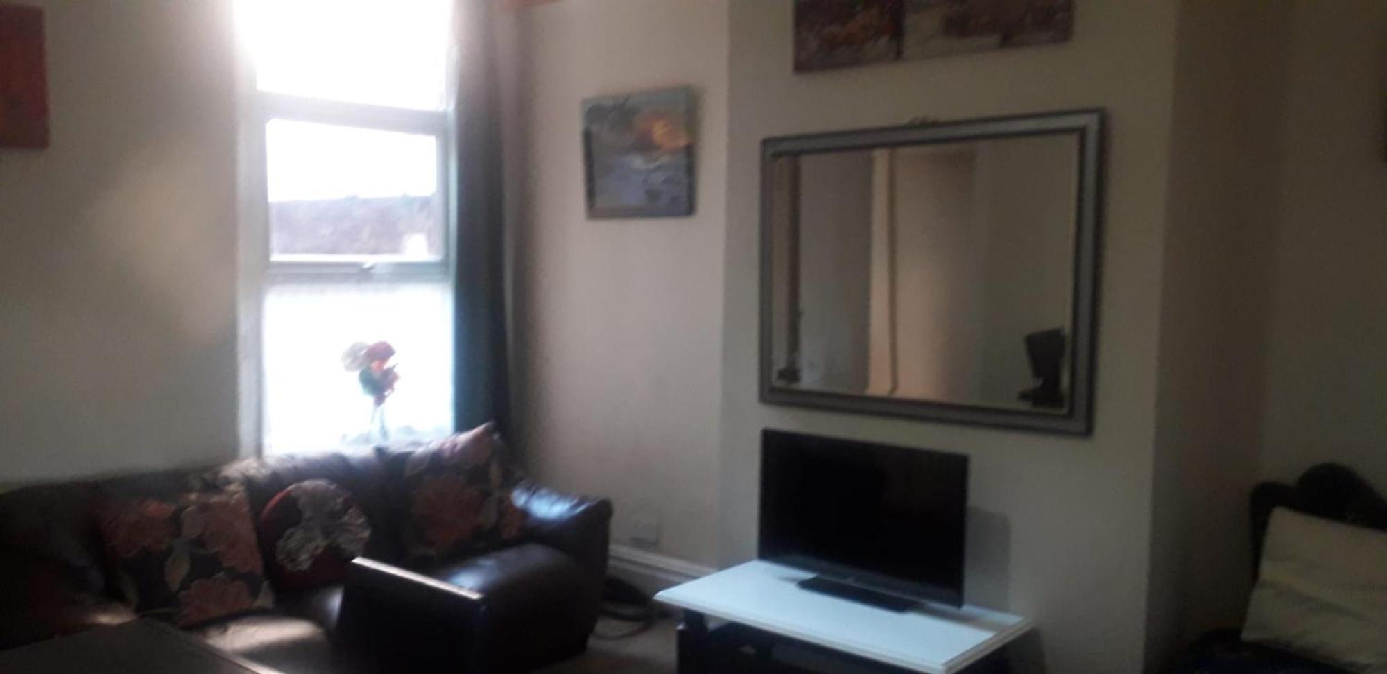 Bright Home Guest House Salford (Greater Manchester) Exterior foto